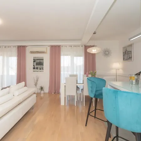 Sun Hill Apartment Šibenik